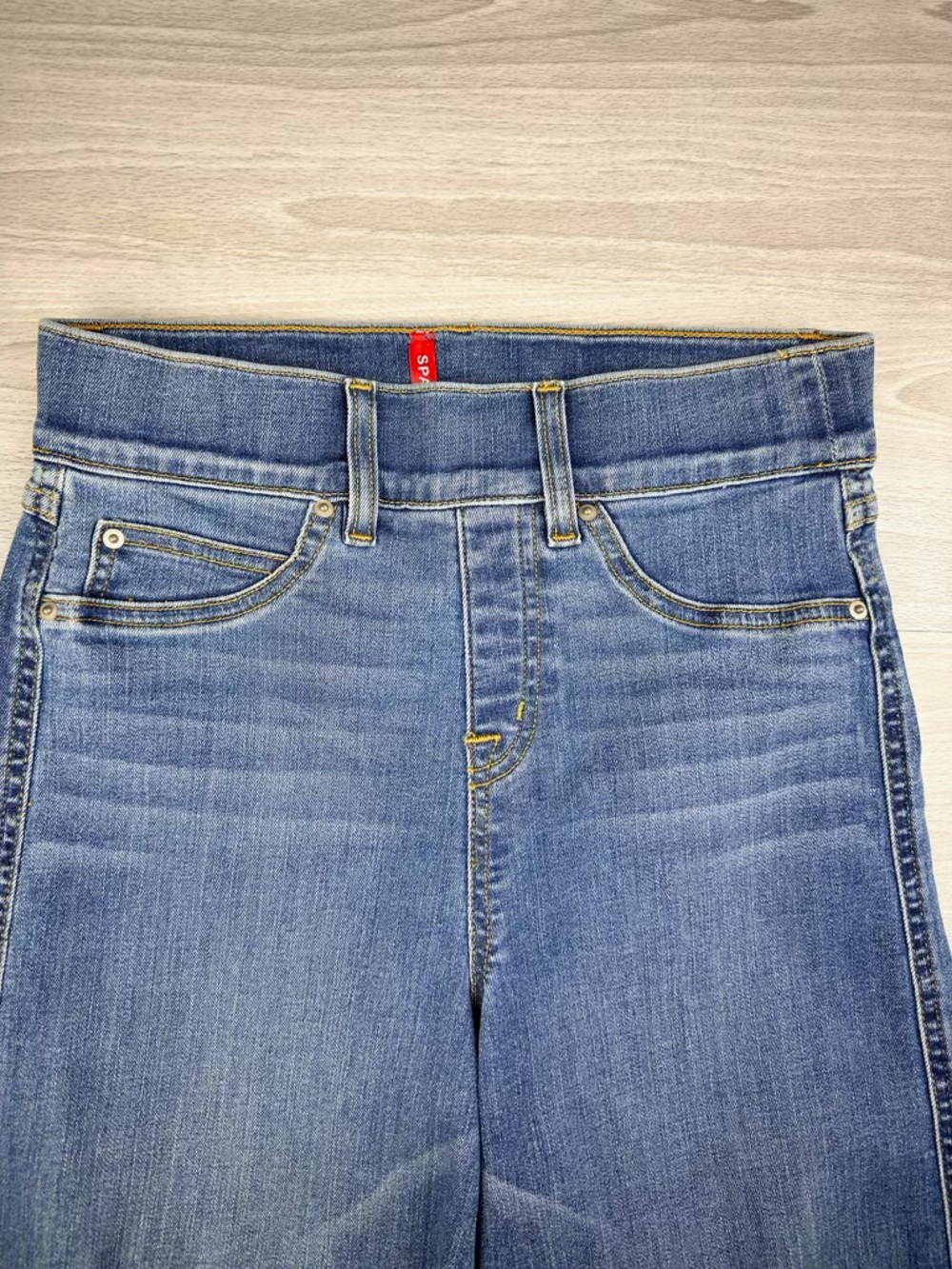 Spanx Shape Seamed Front Wide Leg Jeans Vintage Indigo Size XS Petite - Picture 12 of 16